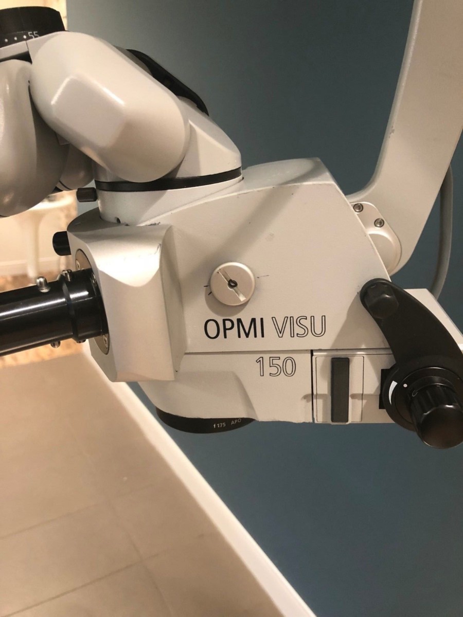 ZEISS OPMI Visu 150 Surgical Ophthalmic Microscope on Universal S5